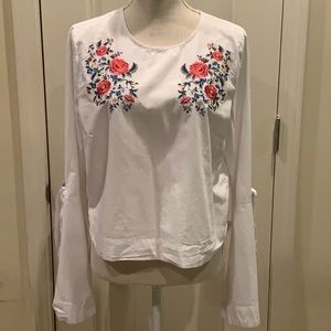 Rue21, white cotton bell sleeve cropped top